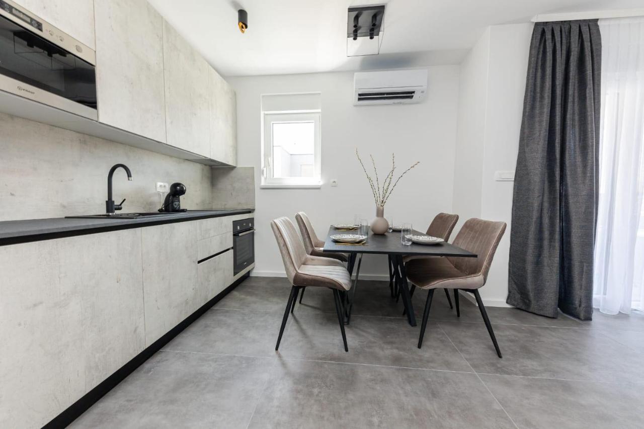 Apartments Antico Trogir Bagian luar foto